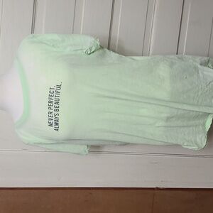 Torrid tshirt size 2 NWOT